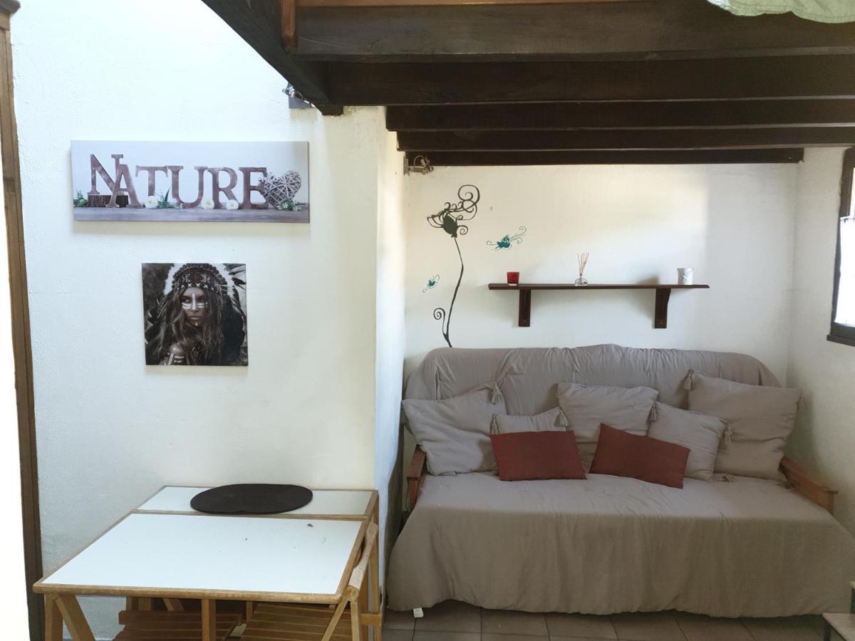 Studio Avec Mezzanine *